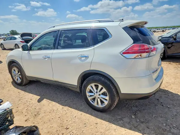 KNMAT2MT0GP718502 2016 NISSAN ROGUE - Image 2