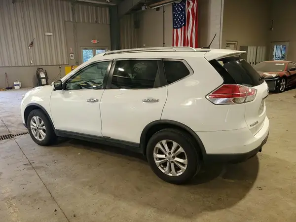 KNMAT2MT0GP735848 2016 NISSAN ROGUE - Image 2