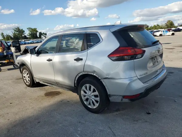 KNMAT2MT0HP500027 2017 NISSAN ROGUE - Image 2