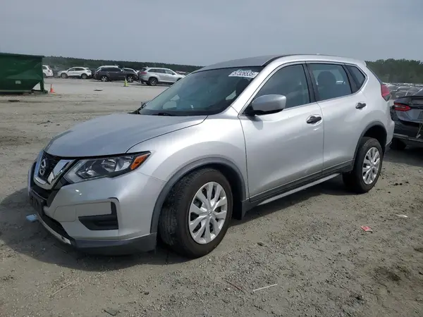 KNMAT2MT0HP500075 2017 NISSAN ROGUE - Image 1