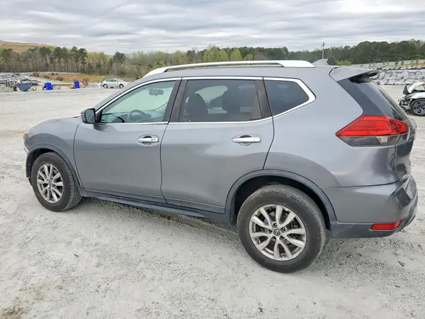 KNMAT2MT0HP502215 2017 NISSAN ROGUE - Image 2