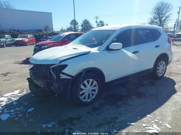 KNMAT2MT0HP503834 2017 NISSAN ROGUE - Image 2