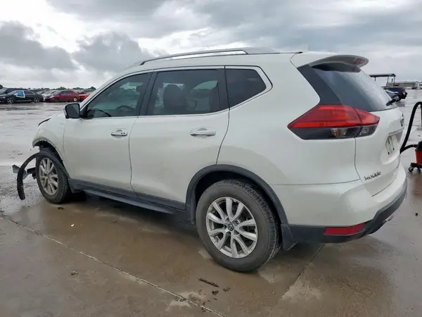 KNMAT2MT0HP507950 2017 NISSAN ROGUE - Image 2