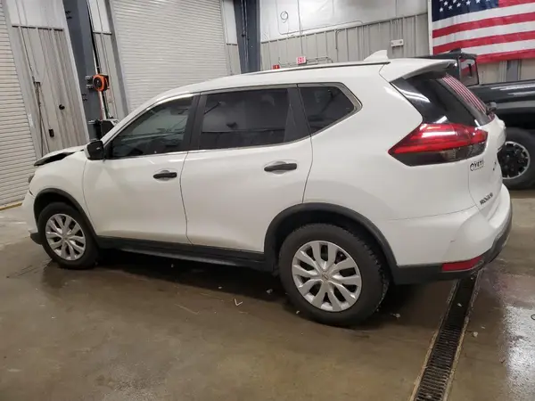 KNMAT2MT0HP513456 2017 NISSAN ROGUE - Image 2