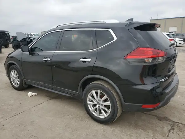 KNMAT2MT0HP517720 2017 NISSAN ROGUE - Image 2