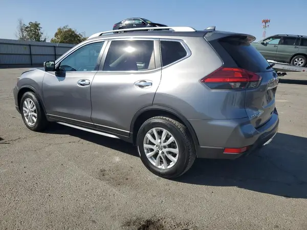 KNMAT2MT0HP529513 2017 NISSAN ROGUE - Image 2