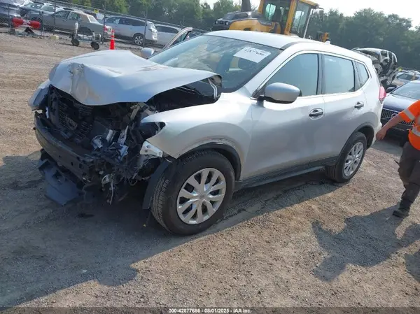 KNMAT2MT0HP529835 2017 NISSAN ROGUE - Image 2