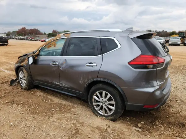 KNMAT2MT0HP538700 2017 NISSAN ROGUE - Image 2
