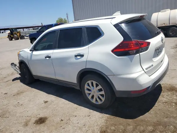 KNMAT2MT0HP558686 2017 NISSAN ROGUE - Image 2