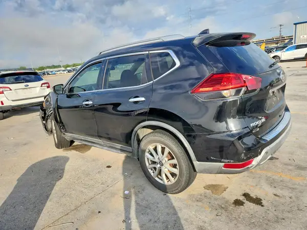 KNMAT2MT0HP559353 2017 NISSAN ROGUE - Image 2