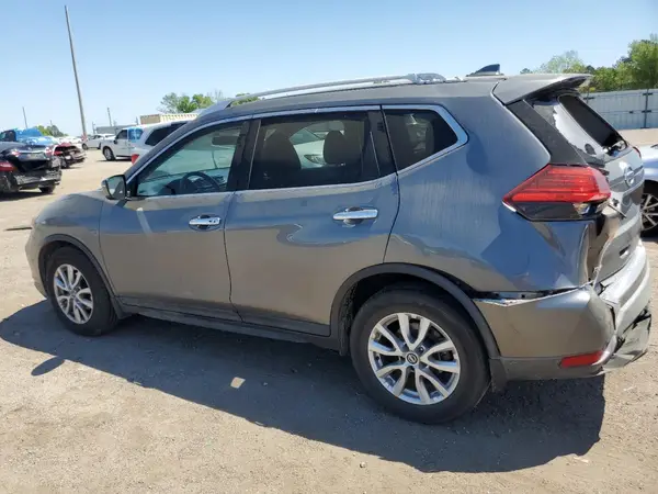 KNMAT2MT0HP563130 2017 NISSAN ROGUE - Image 2