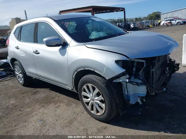 KNMAT2MT0HP569154 2017 NISSAN ROGUE - Image 1