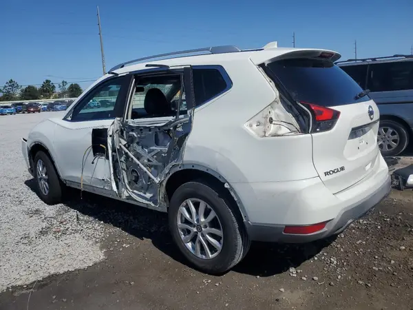KNMAT2MT0HP569901 2017 NISSAN ROGUE - Image 2