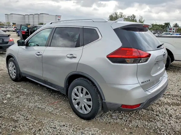 KNMAT2MT0HP577187 2017 NISSAN ROGUE - Image 2