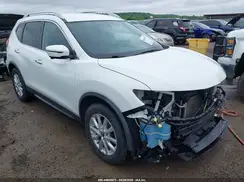 KNMAT2MT0HP592482 2017 NISSAN ROGUE