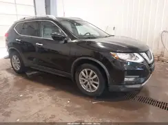 KNMAT2MT0HP594667 2017 NISSAN ROGUE