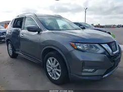 KNMAT2MT0HP597925 2017 NISSAN ROGUE