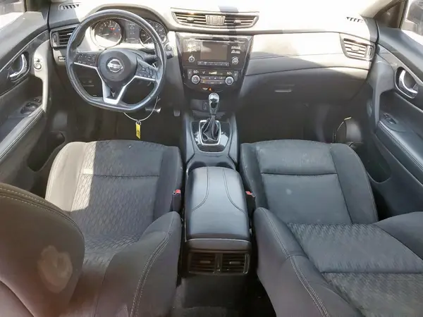 KNMAT2MT0HP601911 2017 NISSAN ROGUE - Image 8