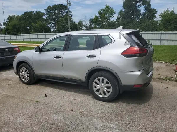 KNMAT2MT0HP607658 2017 NISSAN ROGUE - Image 2