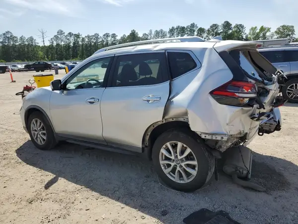 KNMAT2MT0HP610866 2017 NISSAN ROGUE - Image 2