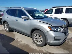 KNMAT2MT0HP611189 2017 NISSAN ROGUE