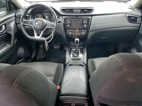 KNMAT2MT0HP612214 2017 NISSAN ROGUE - Image 8
