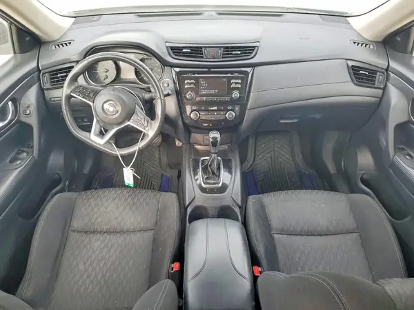 KNMAT2MT0HP613136 2017 NISSAN ROGUE - Image 8