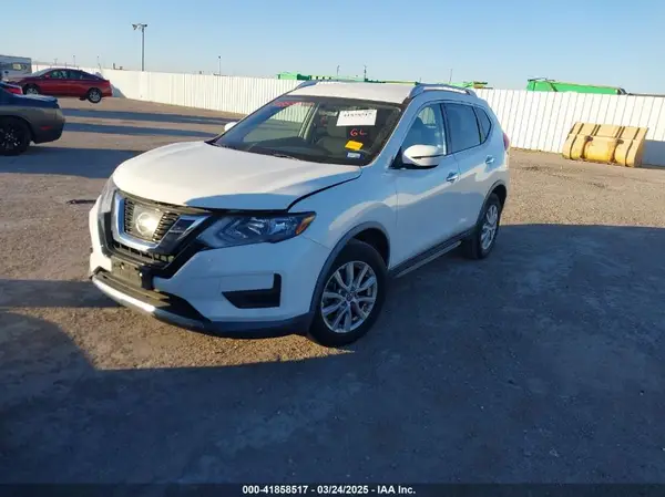 KNMAT2MT0HP616117 2017 NISSAN ROGUE - Image 2