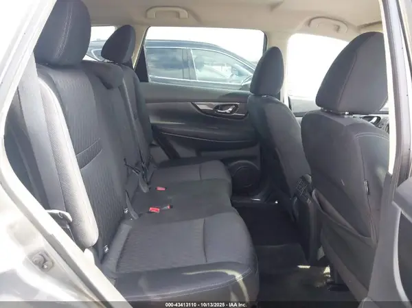 KNMAT2MT0JP512426 2018 NISSAN ROGUE - Image 8