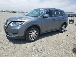 KNMAT2MT0JP515049 2018 NISSAN ROGUE
