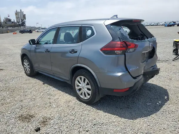 KNMAT2MT0JP515049 2018 NISSAN ROGUE - Image 2