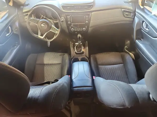 KNMAT2MT0JP515343 2018 NISSAN ROGUE - Image 8