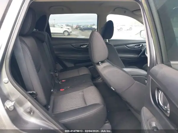 KNMAT2MT0JP516525 2018 NISSAN ROGUE - Image 8