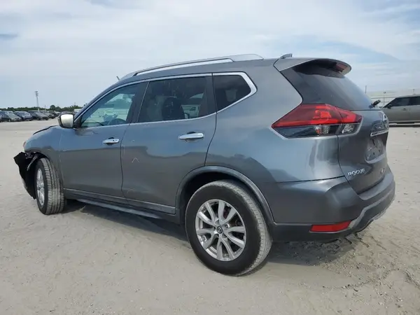 KNMAT2MT0JP518260 2018 NISSAN ROGUE - Image 2