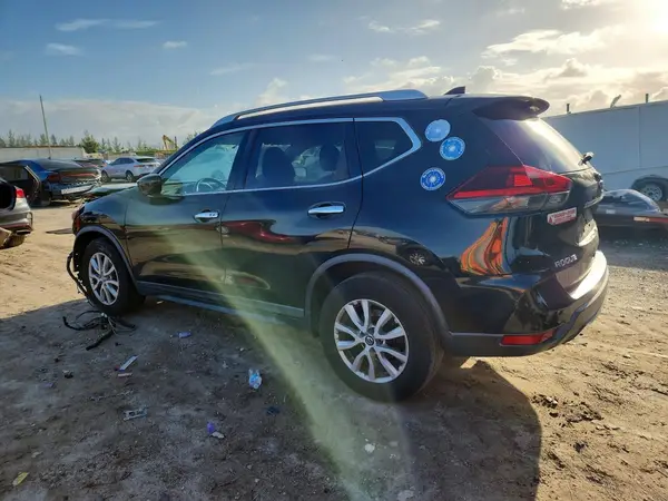KNMAT2MT0JP519702 2018 NISSAN ROGUE - Image 2