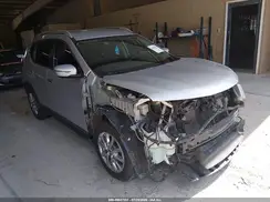 KNMAT2MT0JP525208 2018 NISSAN ROGUE