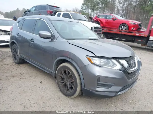 KNMAT2MT0JP530036 2018 NISSAN ROGUE - Image 1