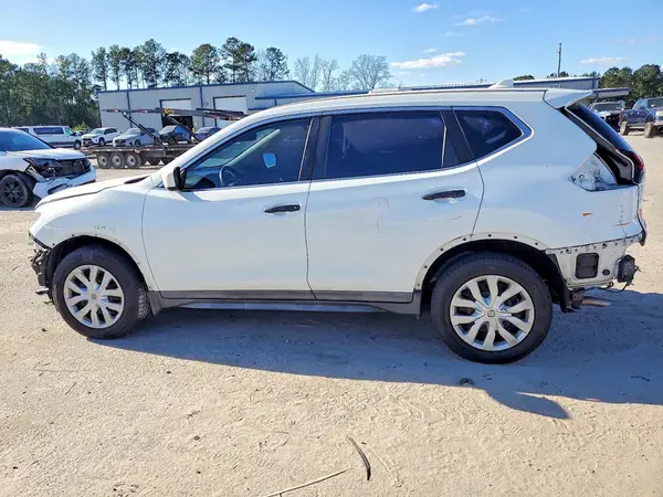KNMAT2MT0JP535219 2018 NISSAN ROGUE - Image 2