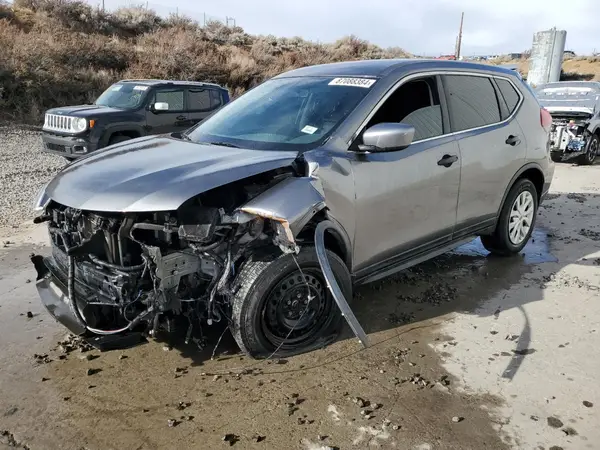 KNMAT2MT0JP535379 2018 NISSAN ROGUE - Image 1