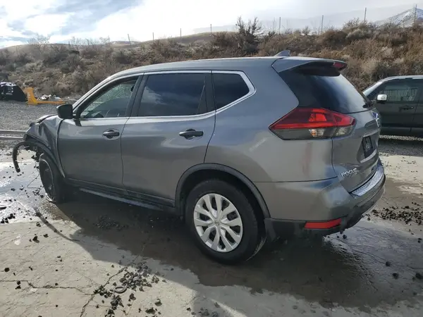 KNMAT2MT0JP535379 2018 NISSAN ROGUE - Image 2