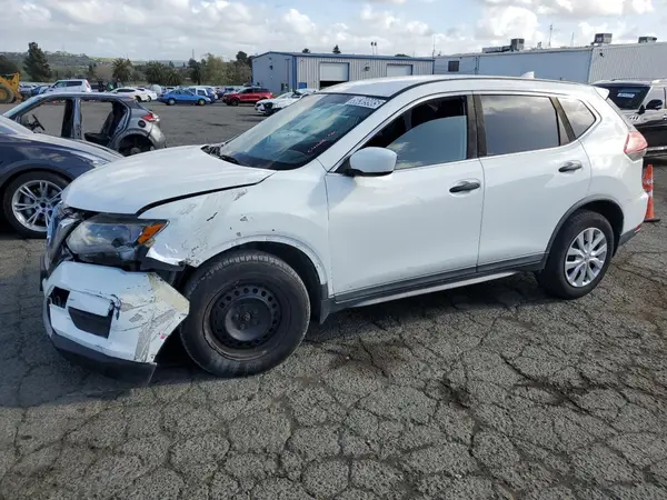 KNMAT2MT0JP541666 2018 NISSAN ROGUE - Image 1