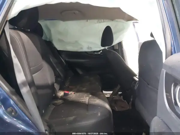 KNMAT2MT0JP548262 2018 NISSAN ROGUE - Image 8