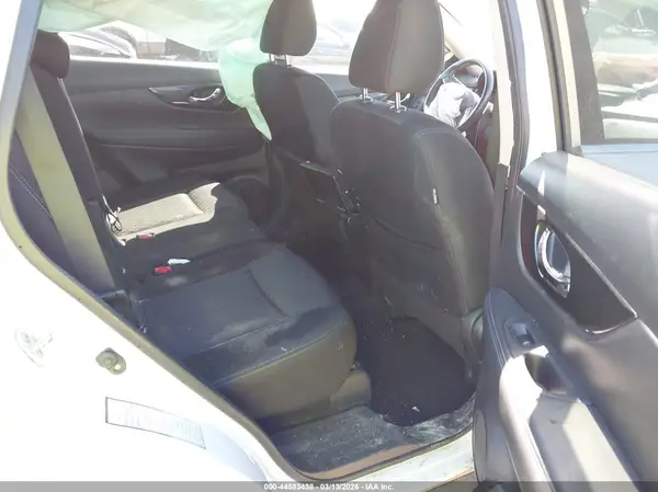 KNMAT2MT0JP550223 2018 NISSAN ROGUE - Image 8