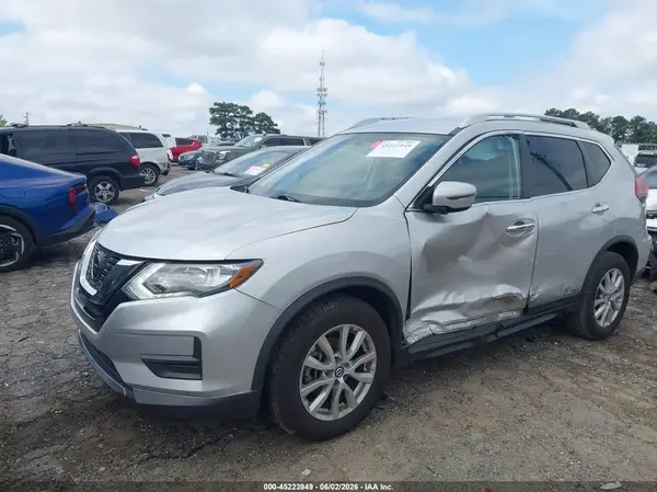 KNMAT2MT0JP553655 2018 NISSAN ROGUE - Image 2