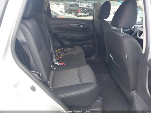 KNMAT2MT0JP553655 2018 NISSAN ROGUE - Image 8