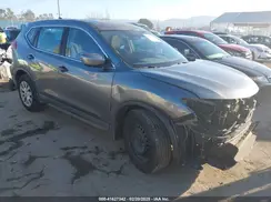 KNMAT2MT0JP554885 2018 NISSAN ROGUE