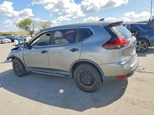 KNMAT2MT0JP557138 2018 NISSAN ROGUE - Image 2