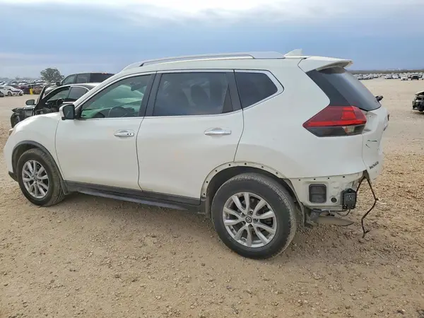 KNMAT2MT0JP561528 2018 NISSAN ROGUE - Image 2