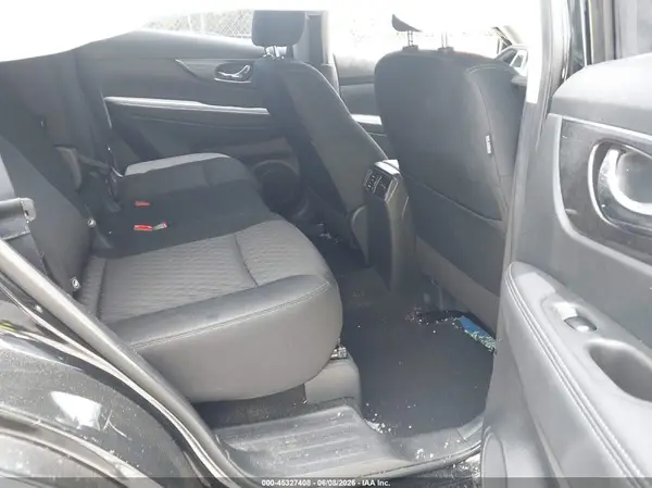 KNMAT2MT0JP562789 2018 NISSAN ROGUE - Image 8