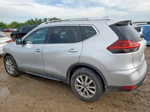 KNMAT2MT0JP563988 2018 NISSAN ROGUE - Image 2